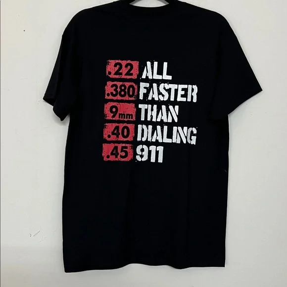 🌞 Gildan NWOT Black Shirt Sleeve Crew Neck Graphic T-Shirt with Front Pocket M - Picture 6 of 16